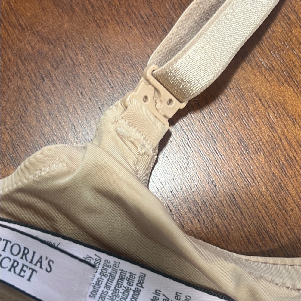 Victoria Secret Seamless Tan Bra no underwire - Picture 7 of 7